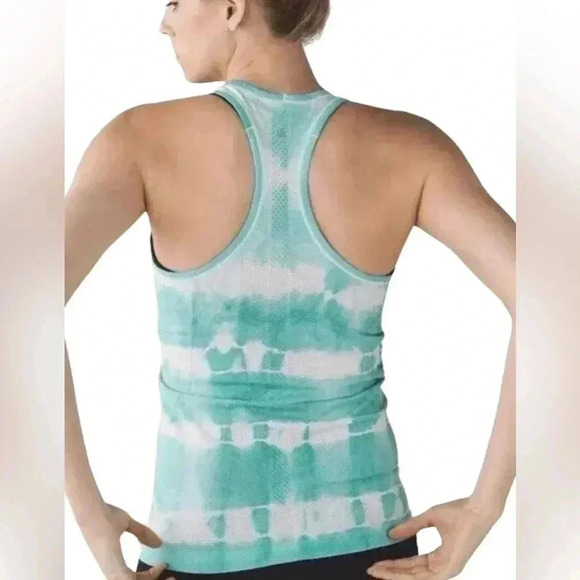 Lululemon Heathered Tranquil Blue Tie Dye Swiftly Tech Racerback Tank Size 4 - Picture 2 of 10